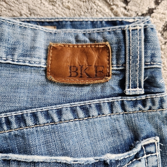 BKE Tyler Straight Jeans - Picture 2 of 5